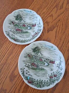 Vintage Scenic Ceramic Fruit Nappies in Cream and Green (Set of 2)
